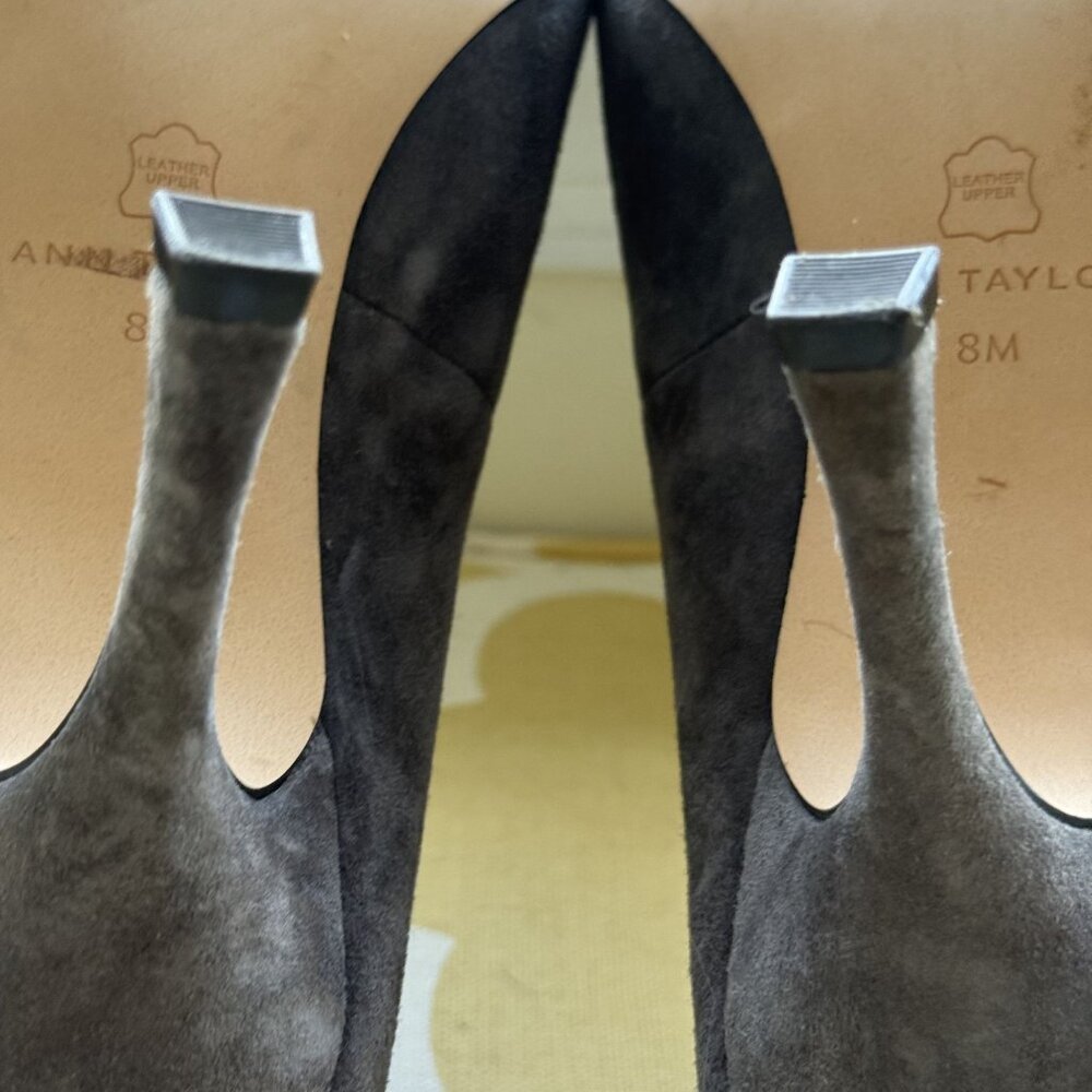 Ann Taylor Gray Suede Heels, size 8M, 3.5" heel - Picture 13 of 14